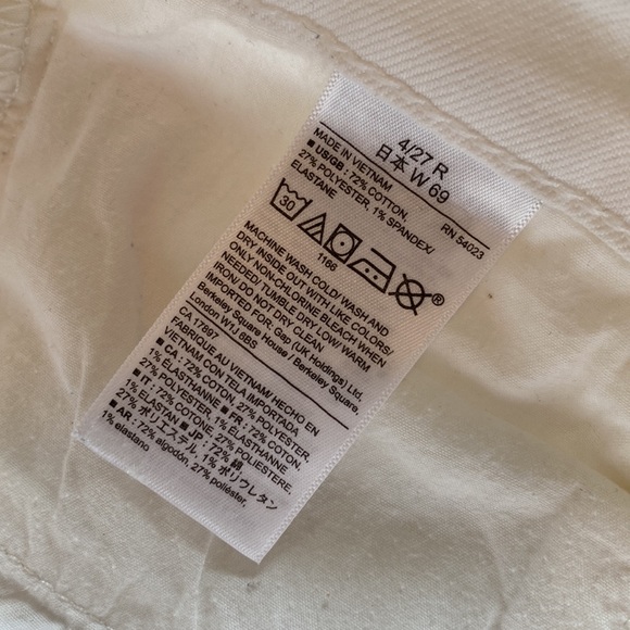 Gap Girlfriend Cut White Denim - Picture 4 of 5